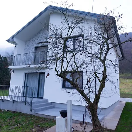 Coral * Vrelo Bosne