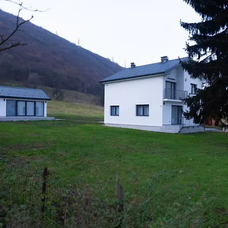 Coral Vrelo Bosne